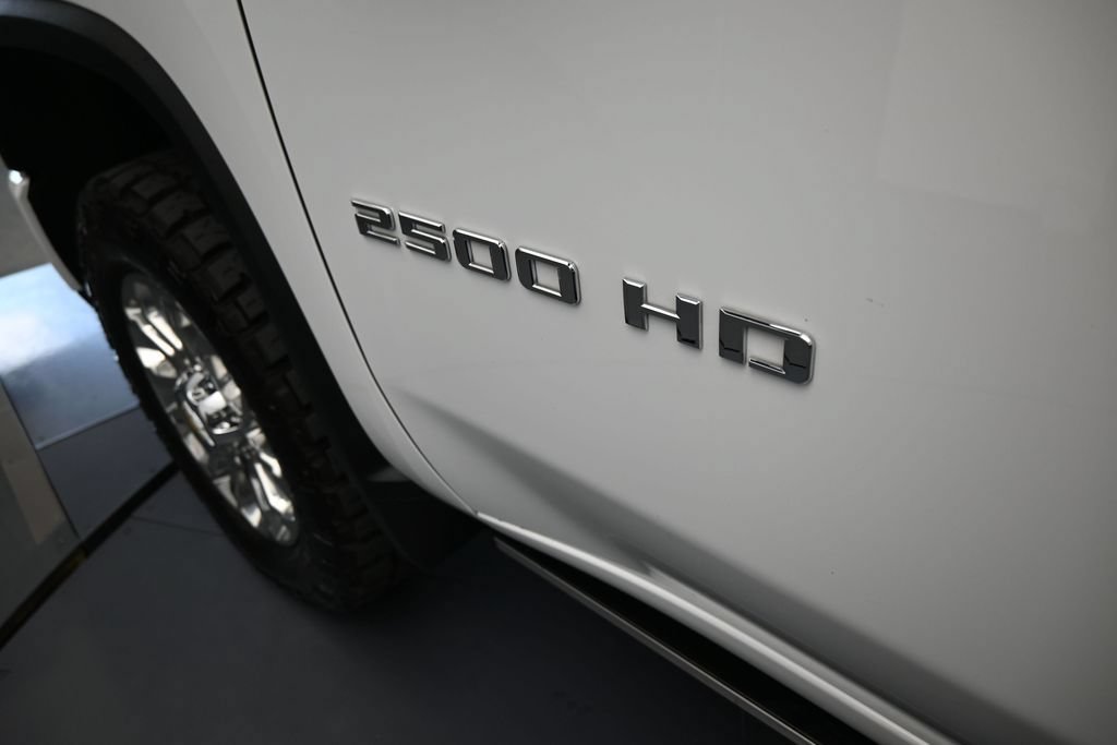 Used 2025 Chevrolet Silverado 2500 LTZ w/ Z71 Chrome Sport Edition AWD/4WD image 44