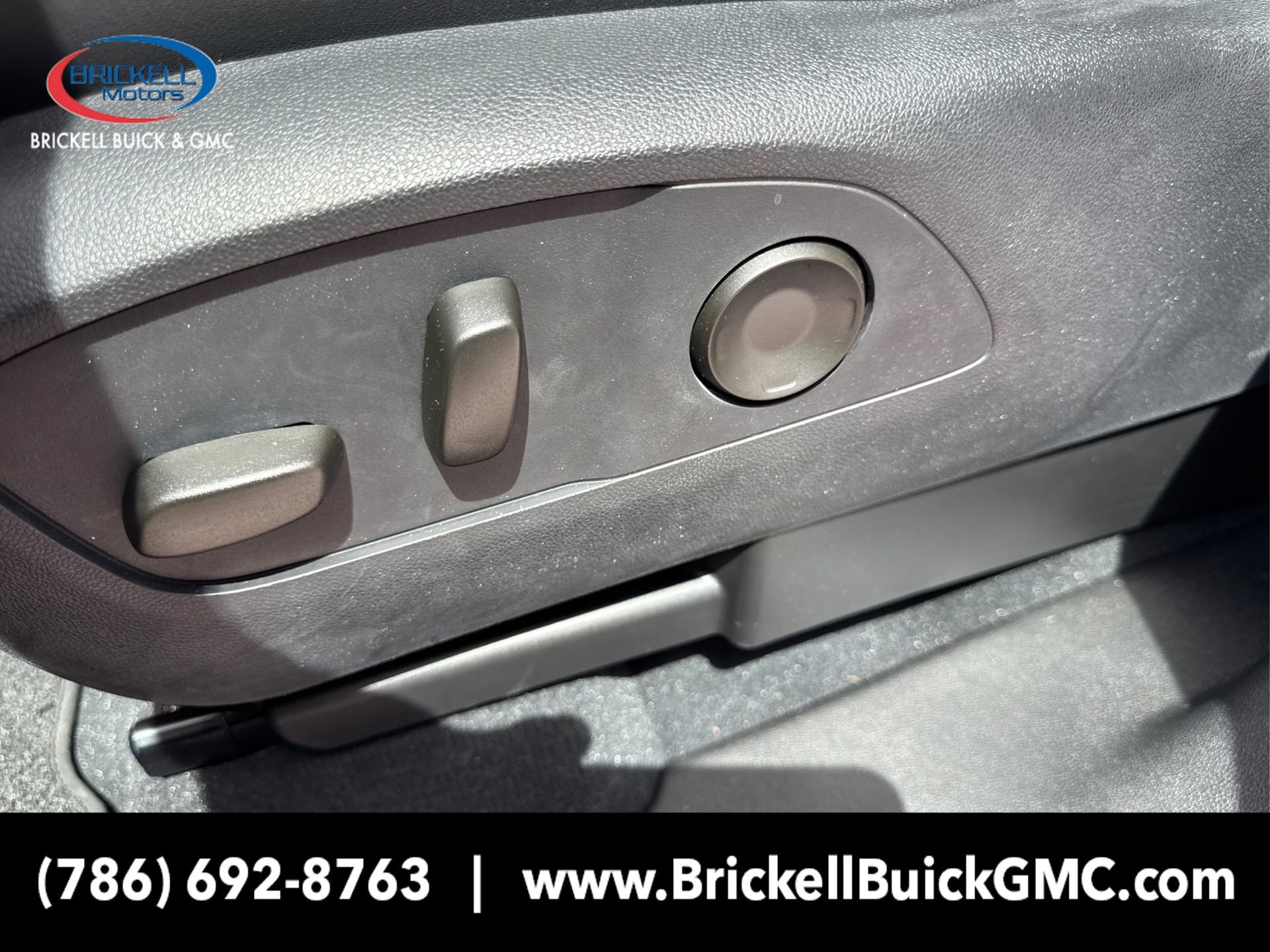 New 2025 GMC Sierra EV Denali image 22