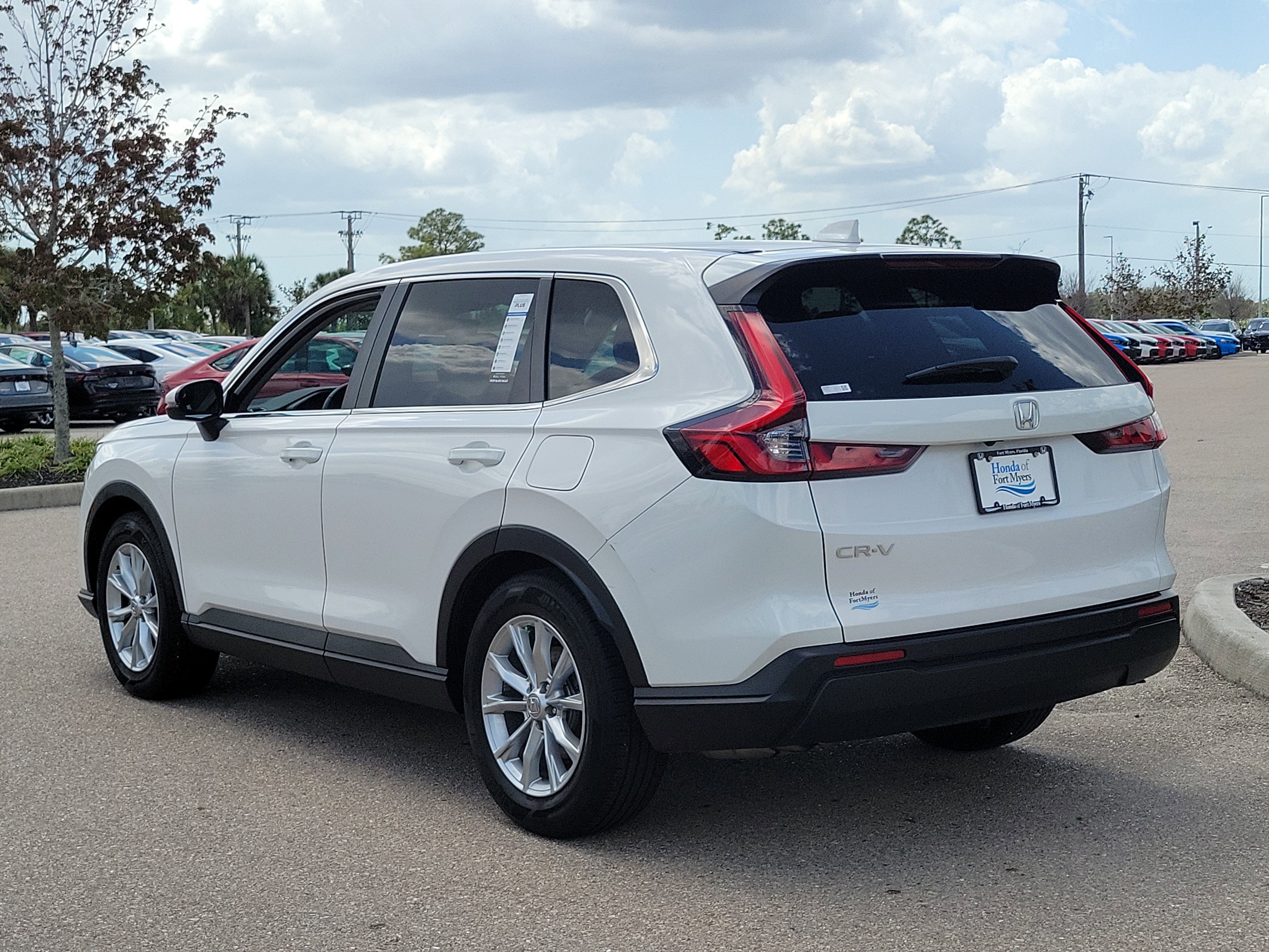 Used 2024 Honda CR-V EX-L image 4