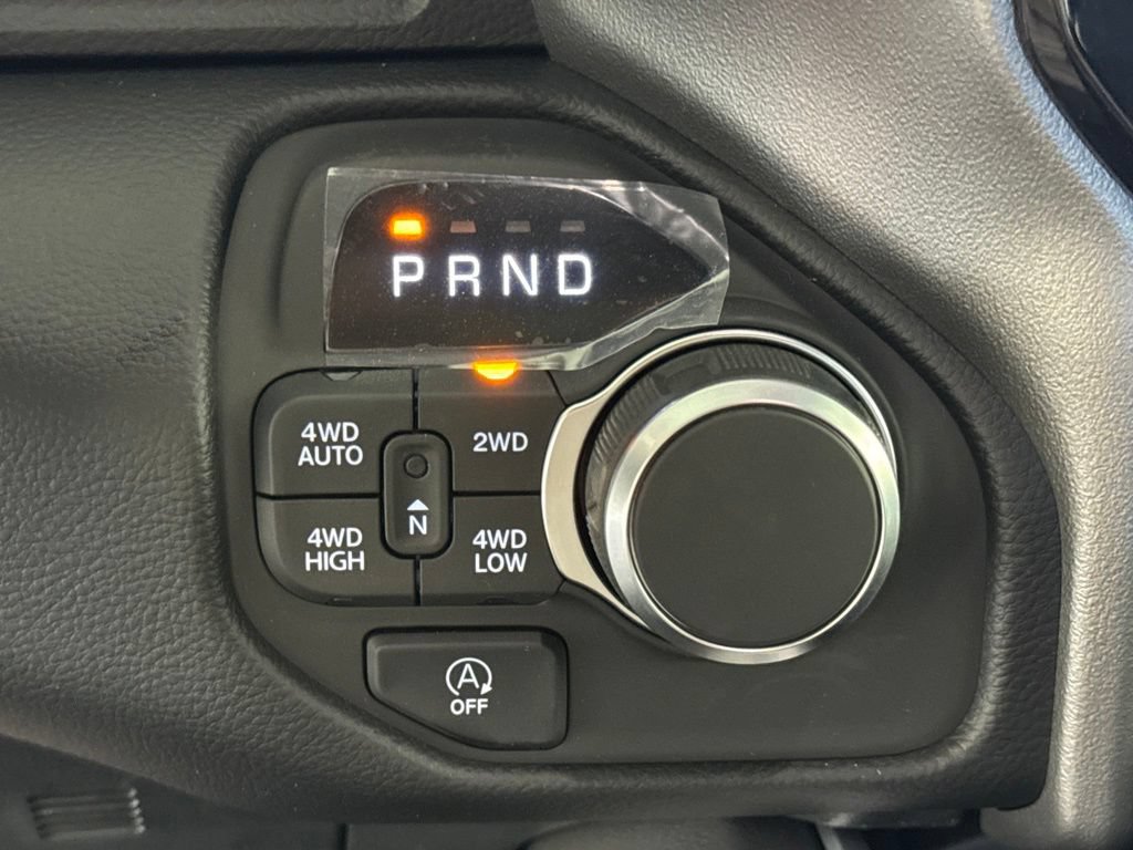 New 2027 RAM 1500 4x4 Crew Cab image 21