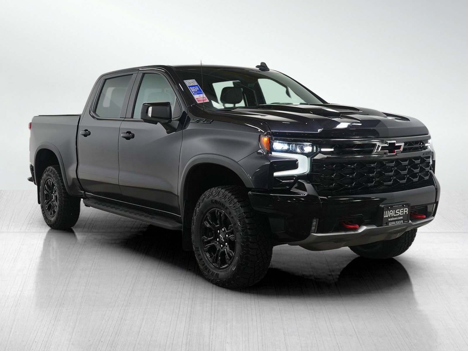 Used 2024 Chevrolet Silverado 1500 ZR2 w/ Technology Package image 8