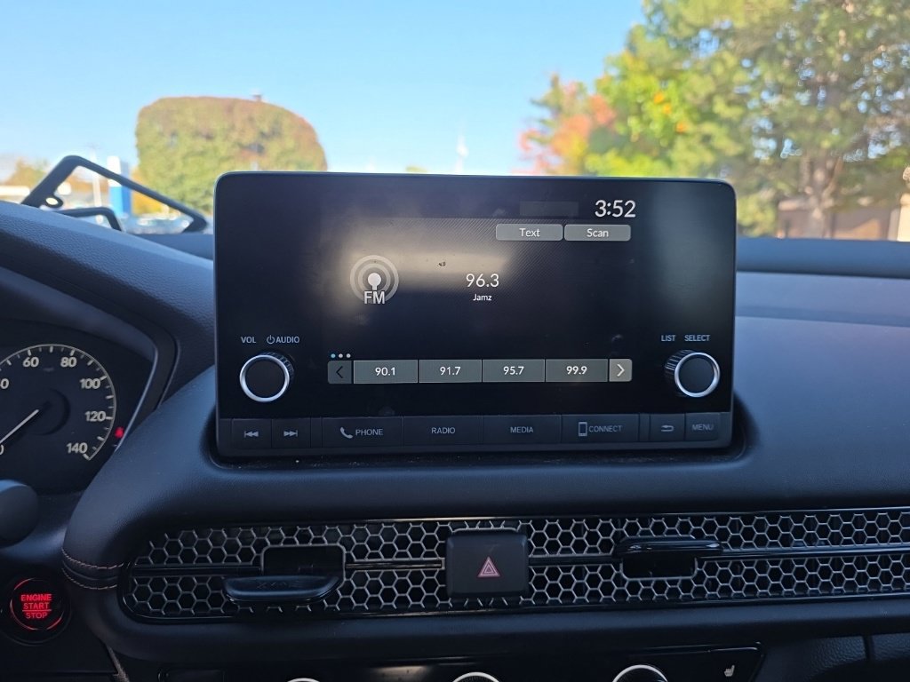 Certified 2024 Honda HR-V Sport image 17
