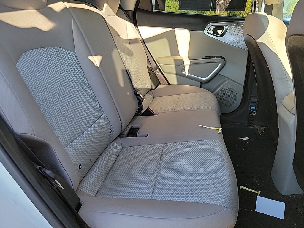 Used 2020 Kia Soul LX FWD image 10