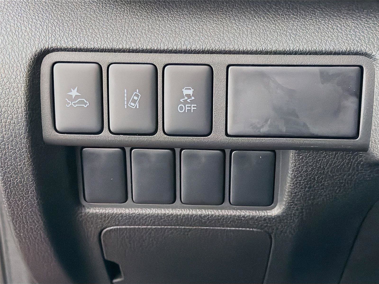 New 2026 Mitsubishi Eclipse Cross LE image 10