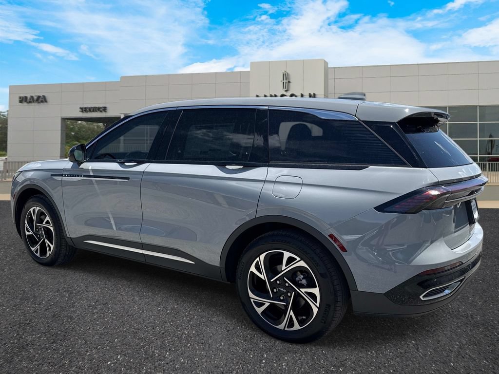 New 2026 Lincoln Nautilus Premier AWD/4WD image 6
