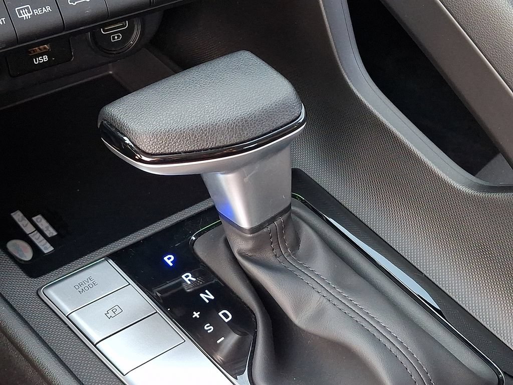Used 2023 Hyundai Elantra SEL FWD image 14