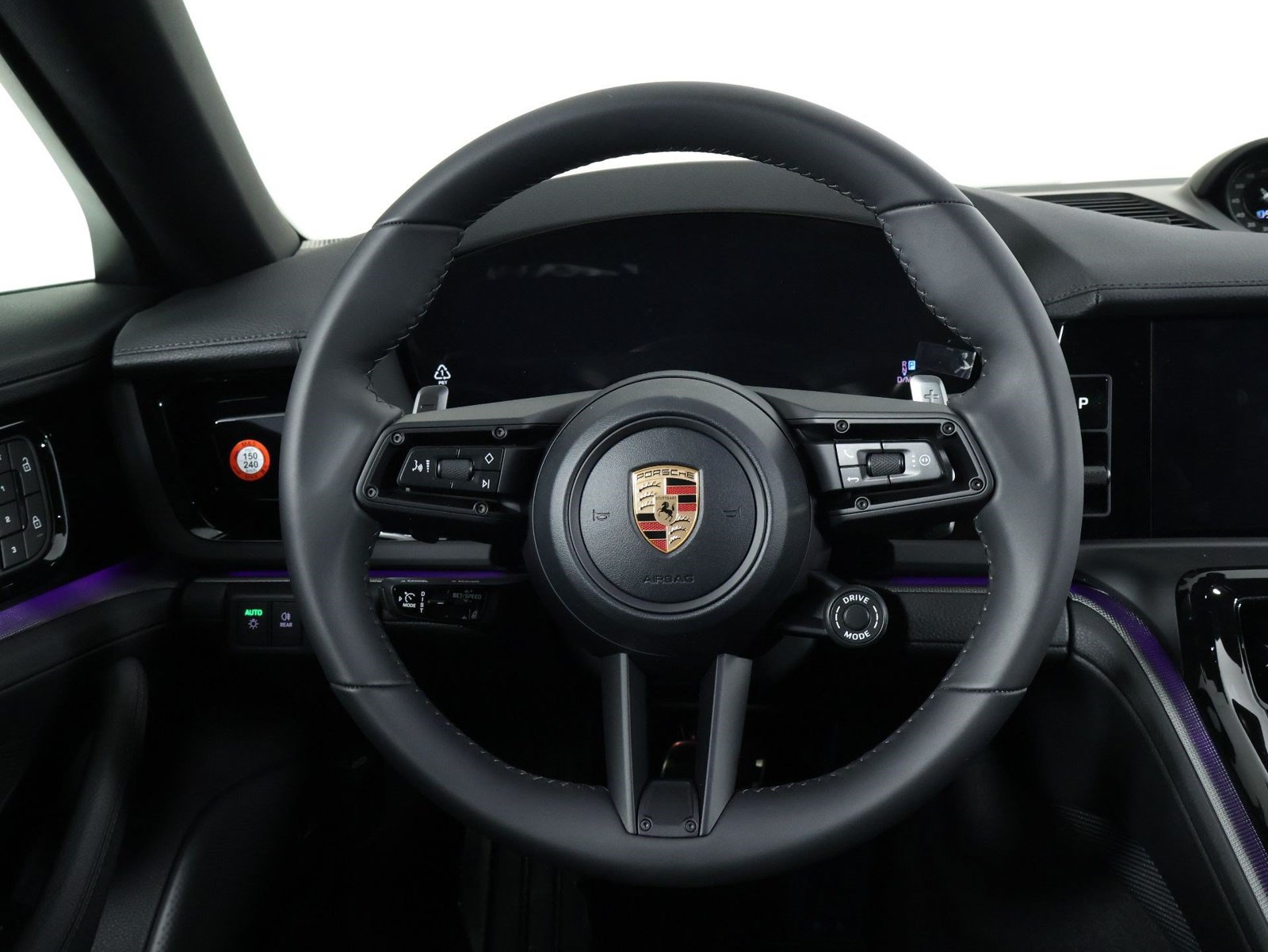 New 2026 Porsche Panamera 4 E-Hybrid AWD/4WD image 12