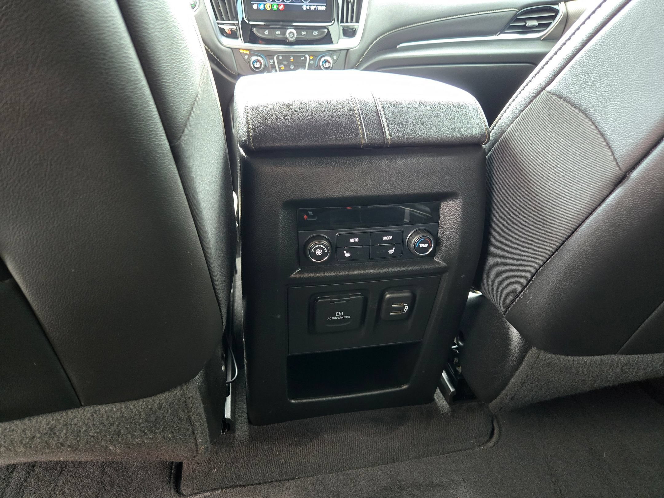 Used 2022 Chevrolet Traverse Premier AWD/4WD image 36