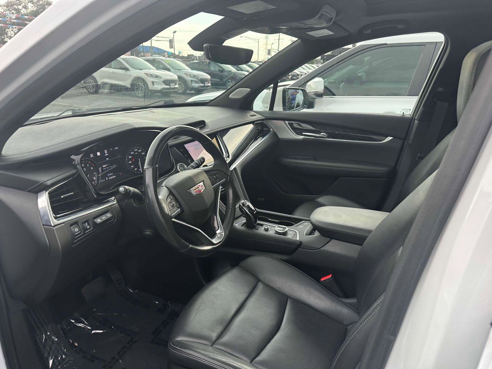 Used 2022 Cadillac XT6 Premium Luxury w/ Technology Package image 14