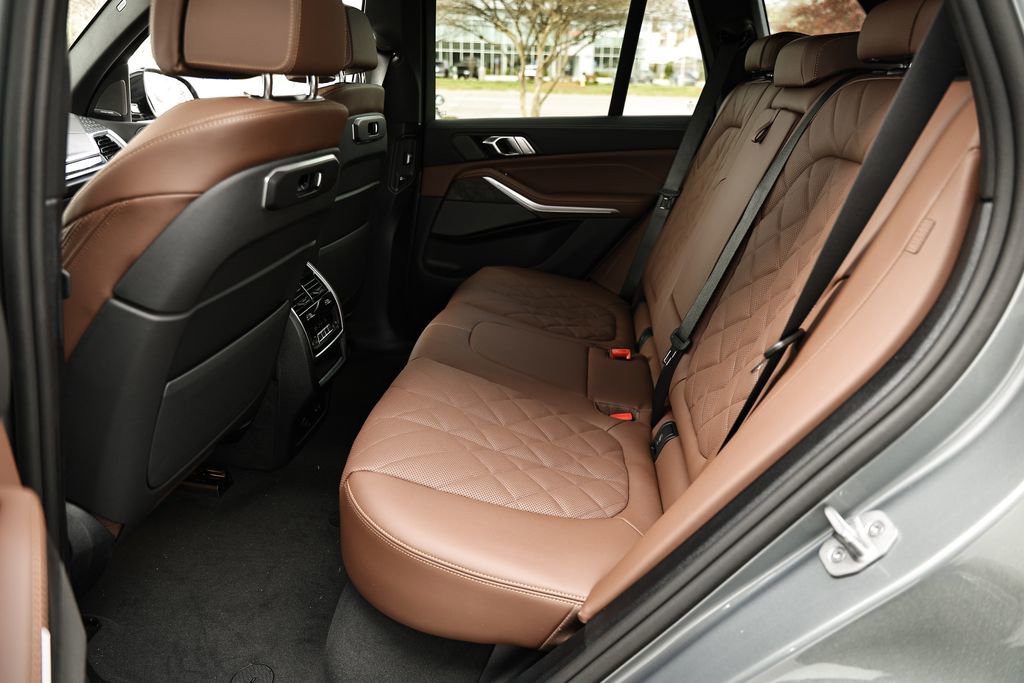 New 2026 BMW X5 xDrive40i w/ M Sport Package image 28