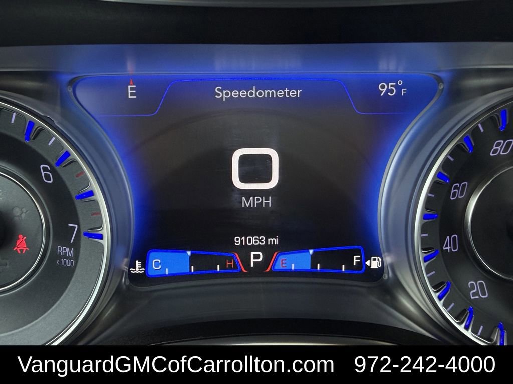 Used 2019 Chrysler 300 Touring w/ Sport Appearance Package RWD image 16