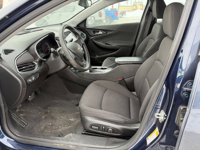 Used 2020 Chevrolet Malibu LT image 11