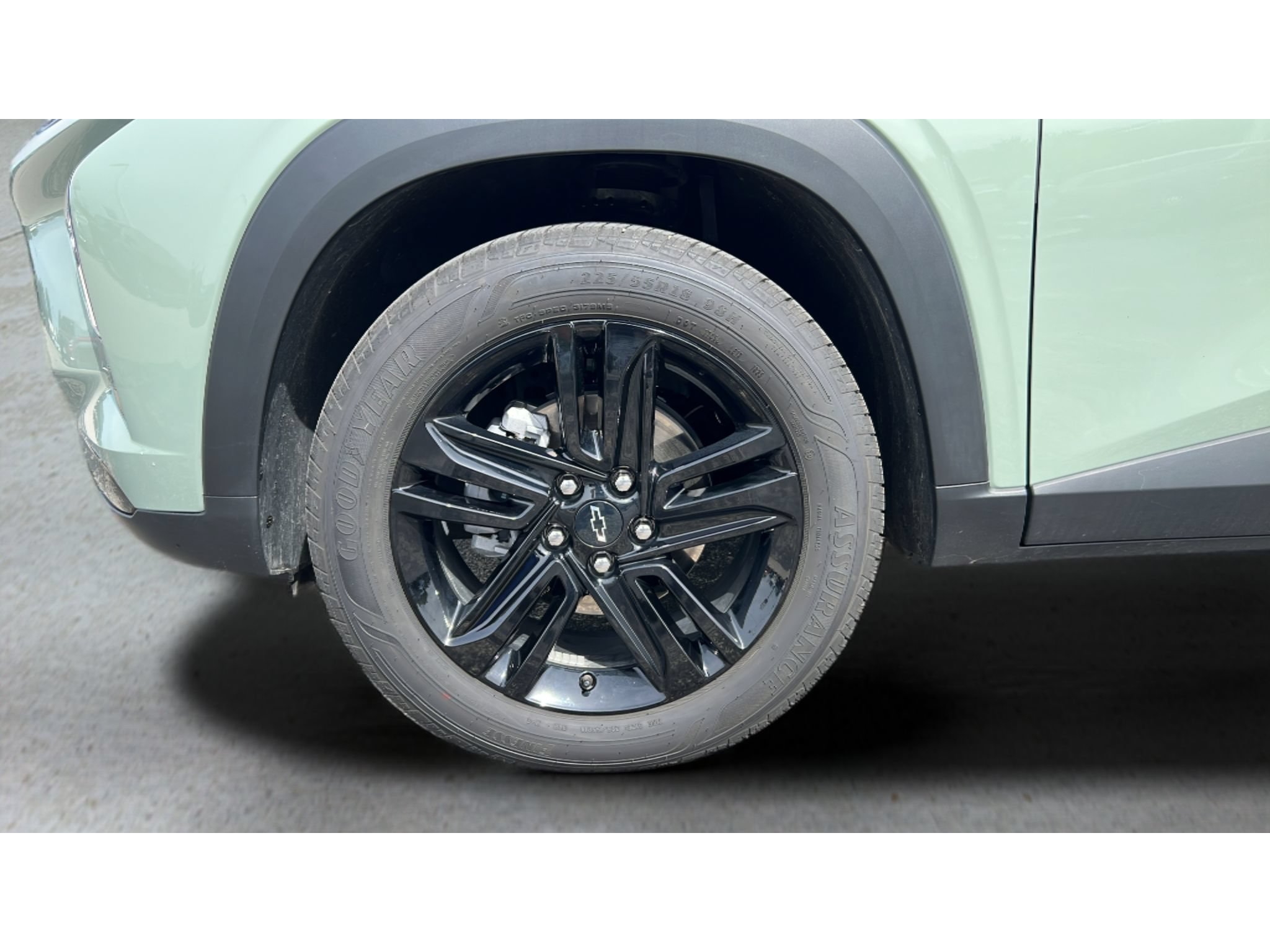 Certified 2025 Chevrolet Trax ACTIV w/ Sunroof Package FWD image 34