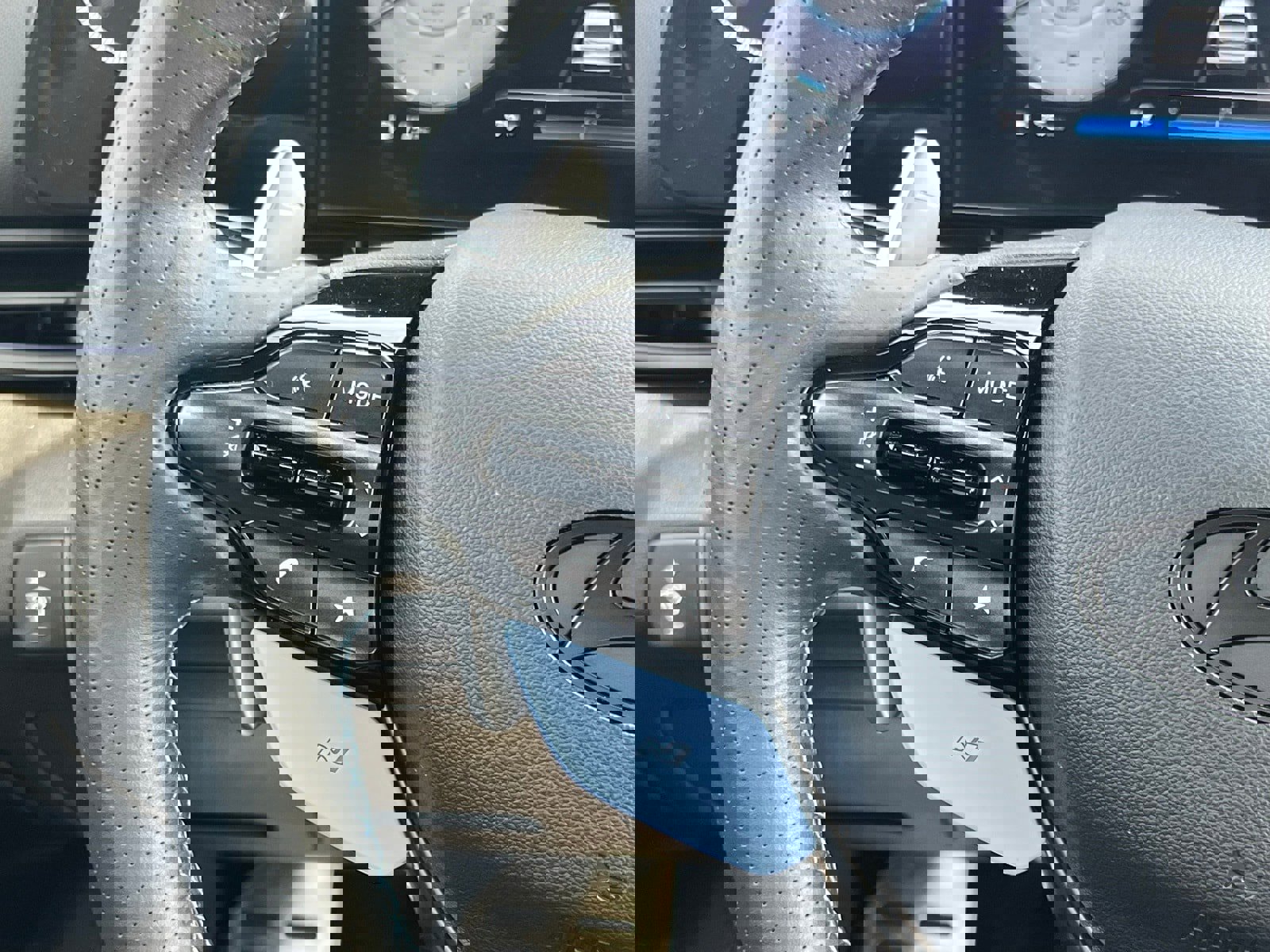 Used 2025 Hyundai Elantra N image 29