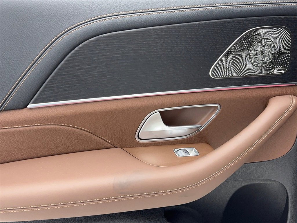 Used 2024 Mercedes-Benz GLE 53 AMG GLE 53 AMG NAV,CAM,PANO,CLMT S w/ Driver Assistance Package image 53