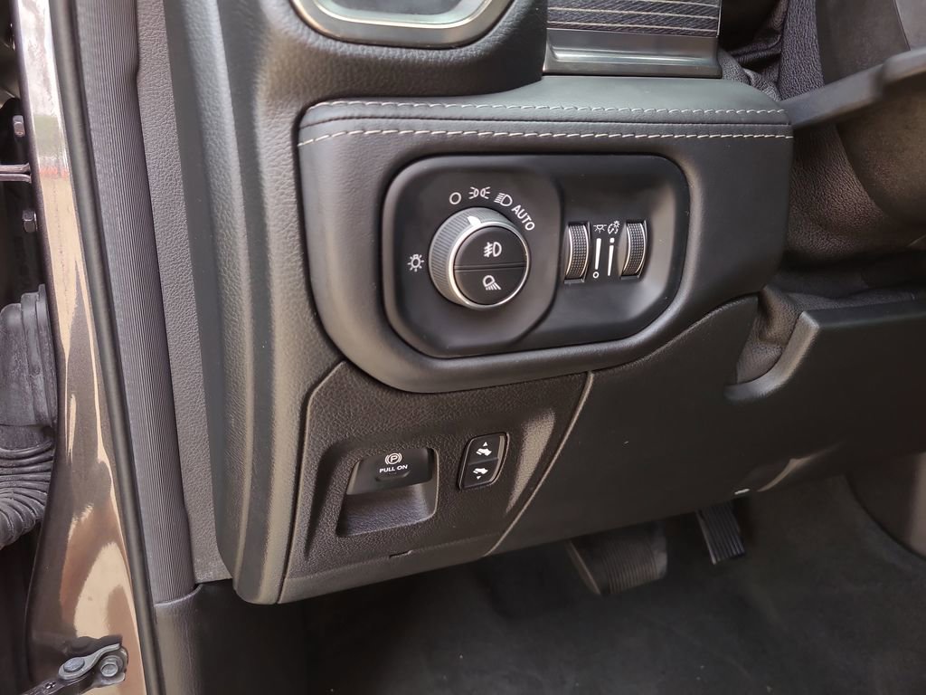 Used 2021 RAM 1500 Limited w/ Night Edition image 22