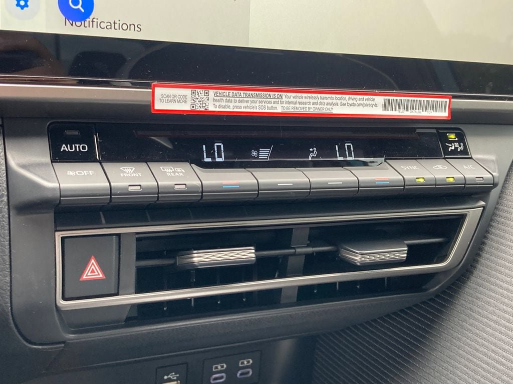 New 2026 Toyota Camry SE FWD image 25