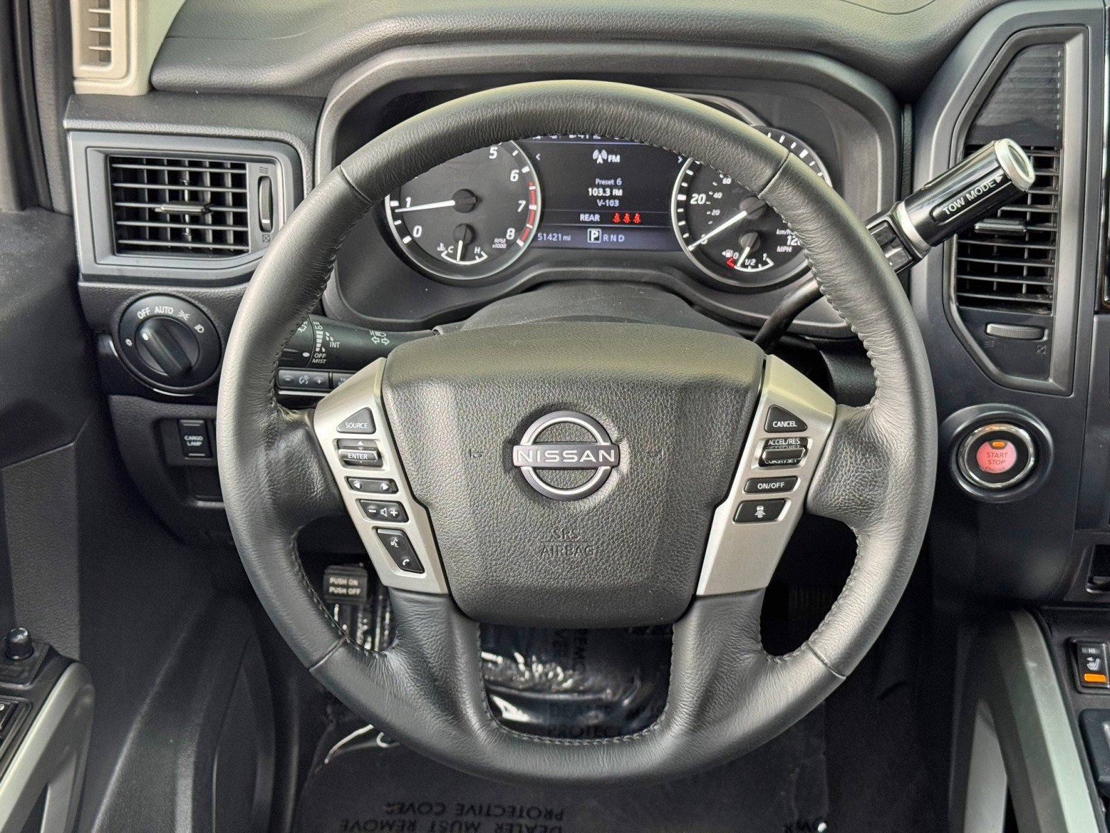 Used 2023 Nissan Titan SV w/ SV Convenience Package RWD image 18