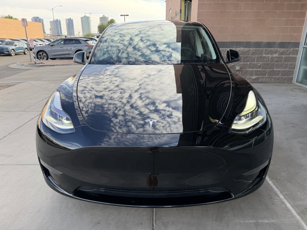 Used 2024 Tesla Model Y 2WD image 10