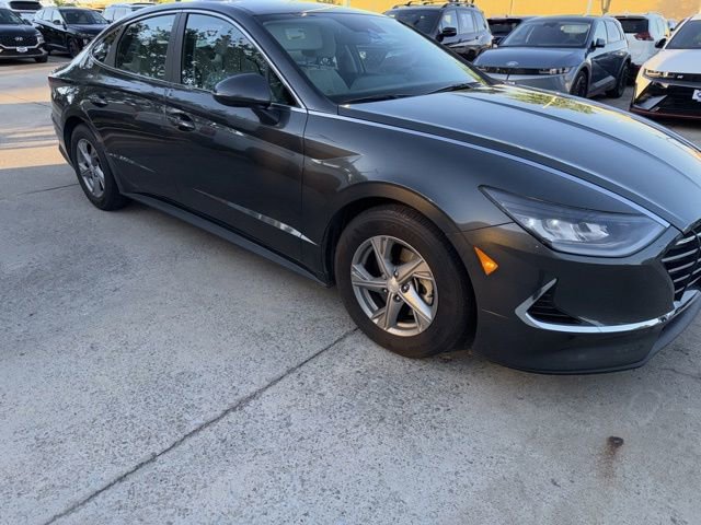 Used 2023 Hyundai Sonata SE w/ Preferred Accessory Package FWD image 4