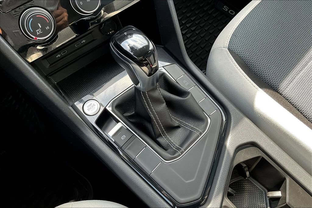 Used 2025 Volkswagen Taos S image 15