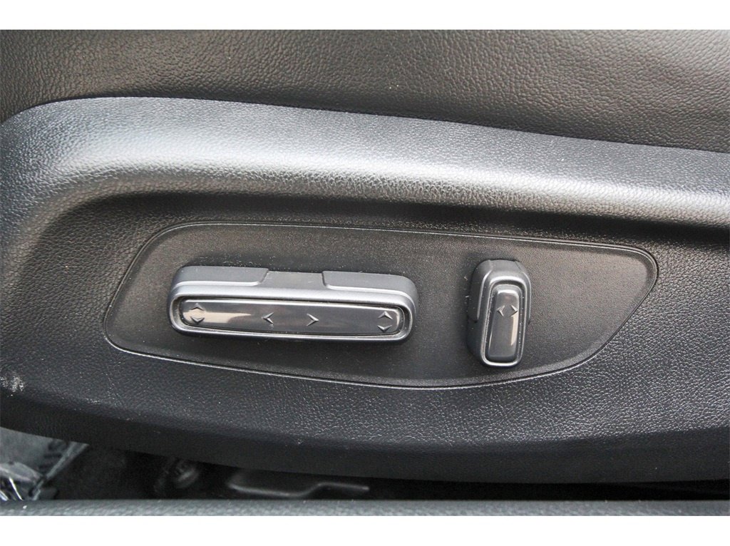 Used 2023 Honda Civic Touring image 25