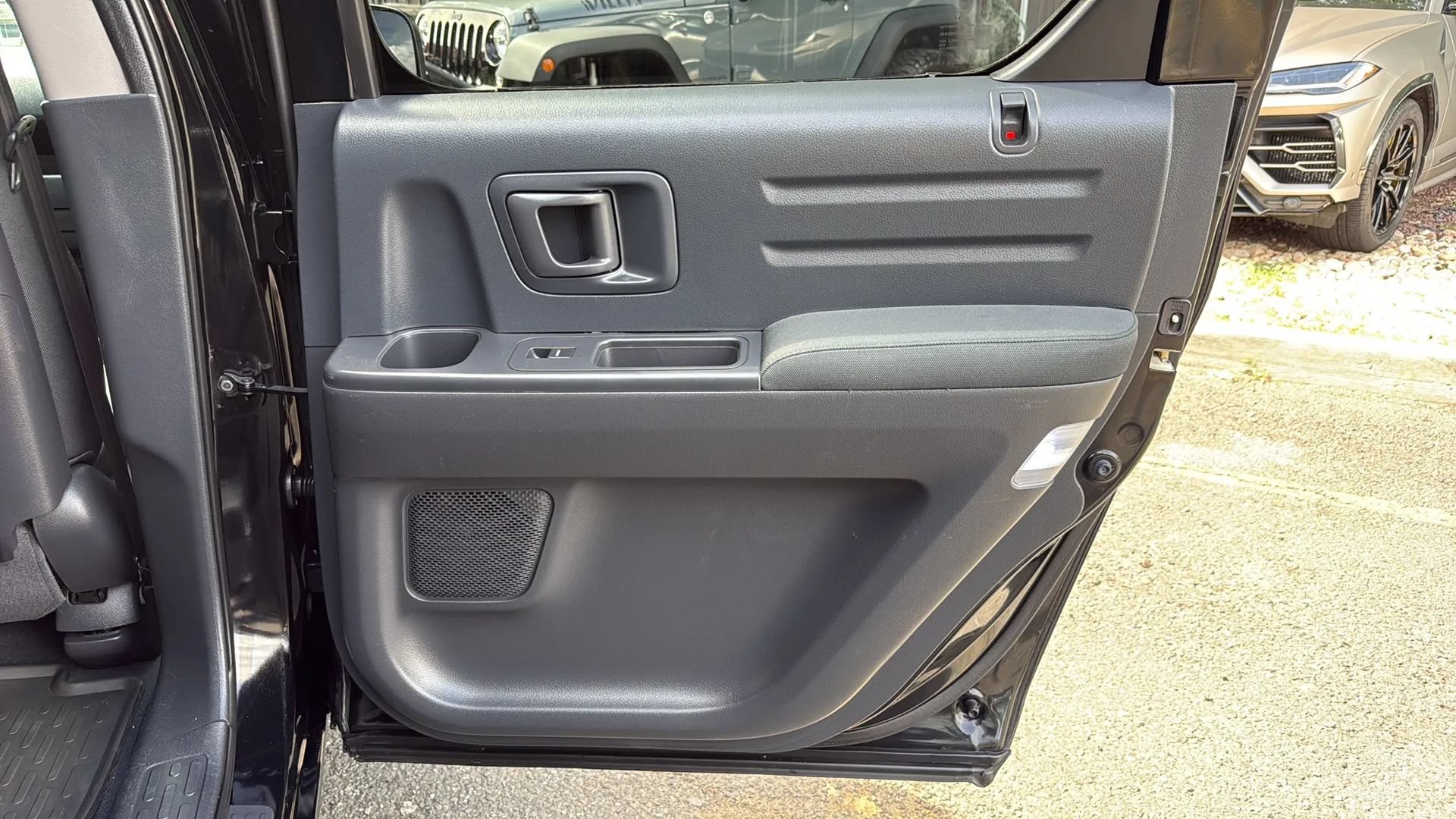 Used 2013 Honda Ridgeline Sport image 17