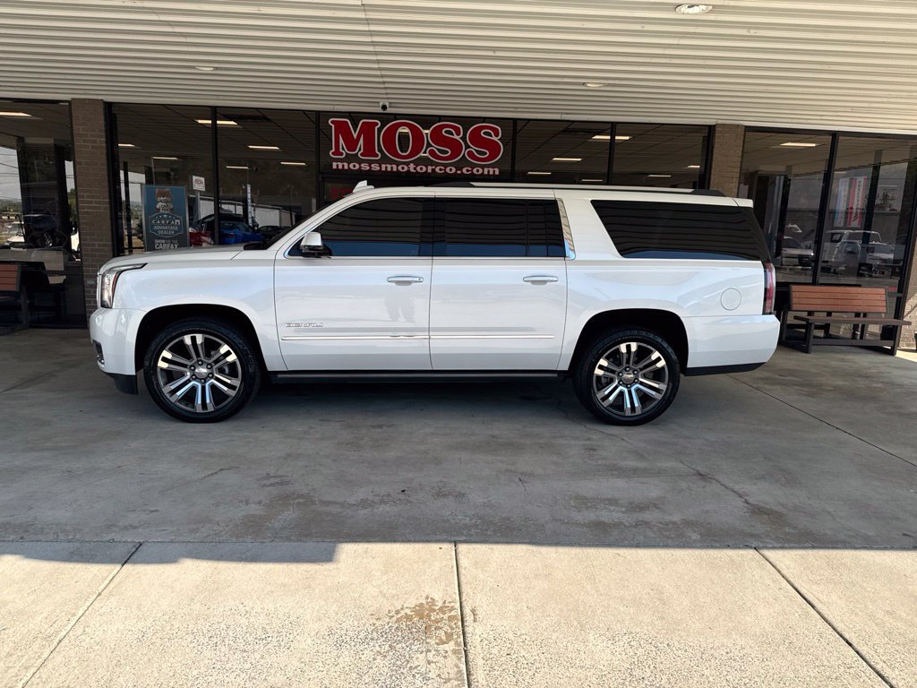 Used 2018 GMC Yukon XL Denali w/ Denali Ultimate Package AWD/4WD image 7