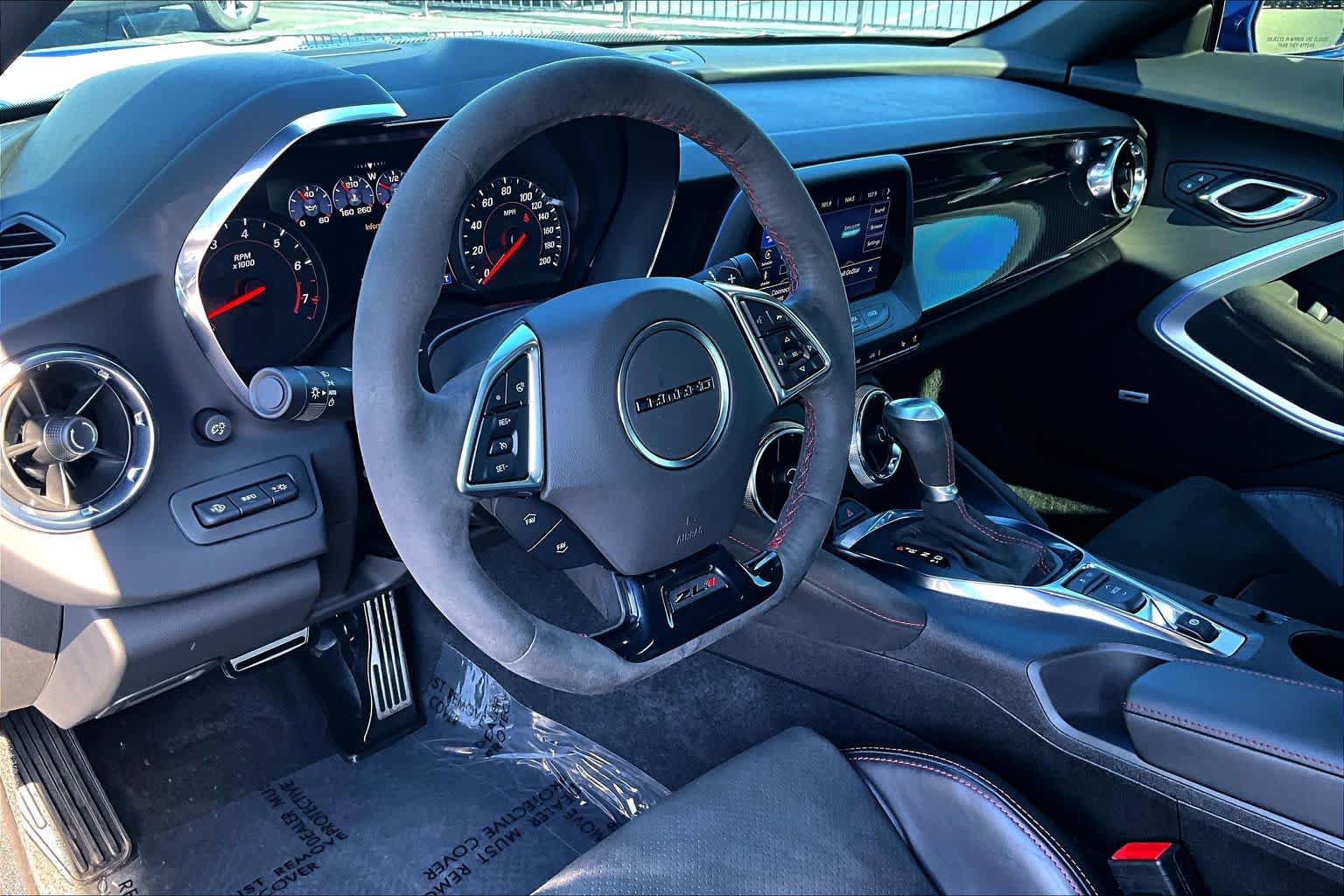 Used 2021 Chevrolet Camaro ZL1 RWD image 17