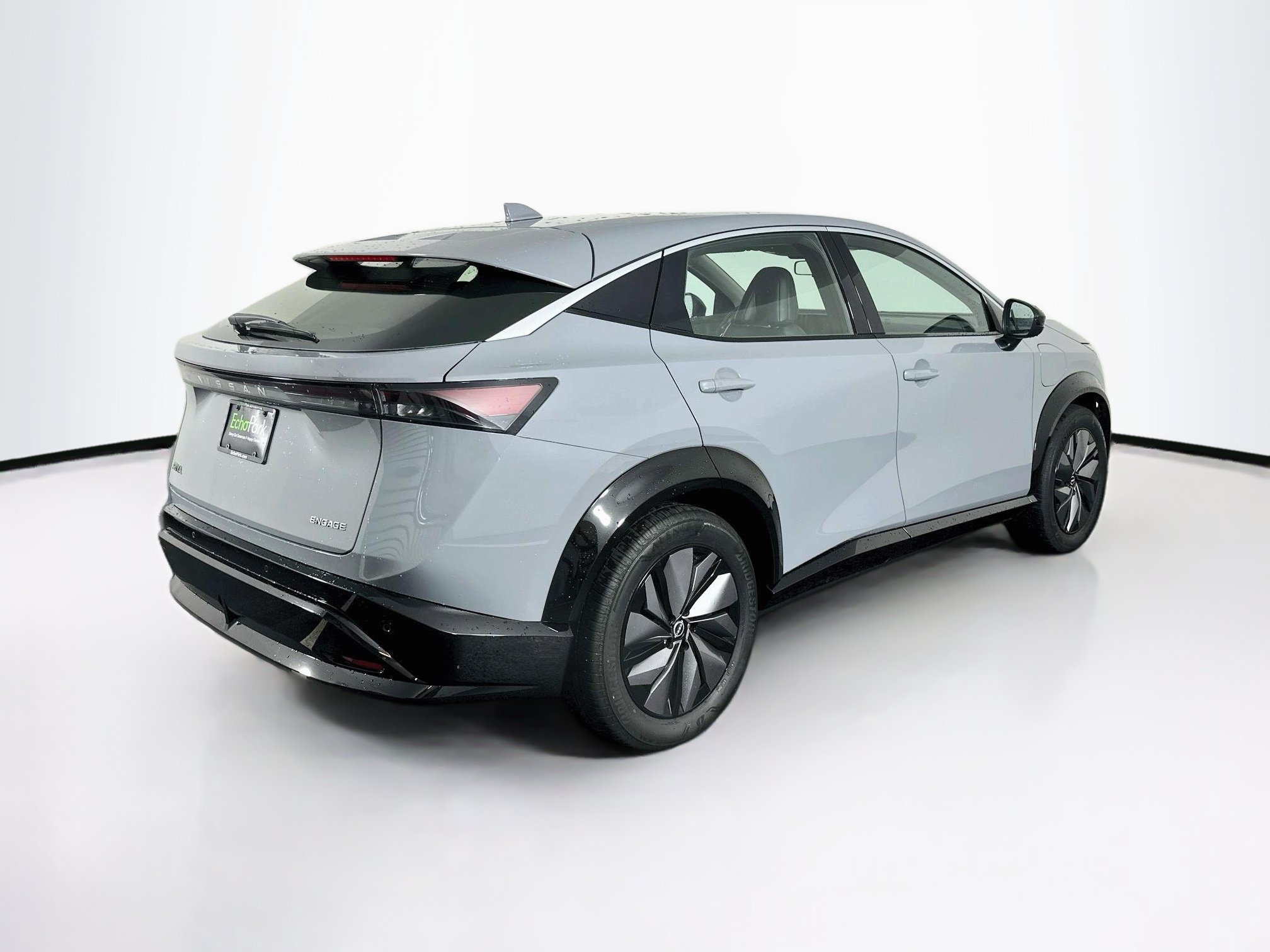 Used 2024 Nissan Ariya FWD image 9
