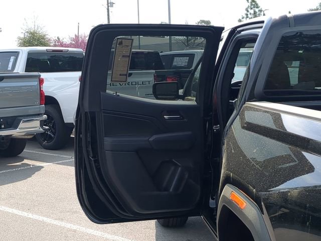 New 2026 GMC Canyon Elevation w/ Convenience Package RWD image 35