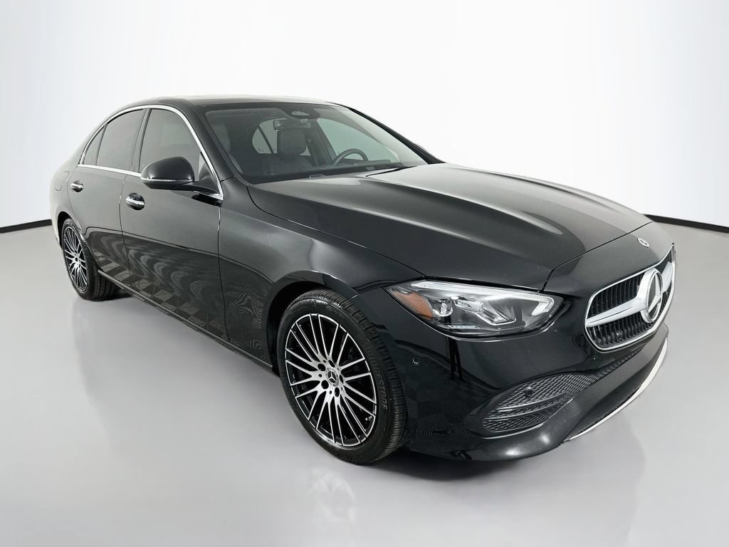 Used 2024 Mercedes-Benz C 300 4MATIC Sedan image 3