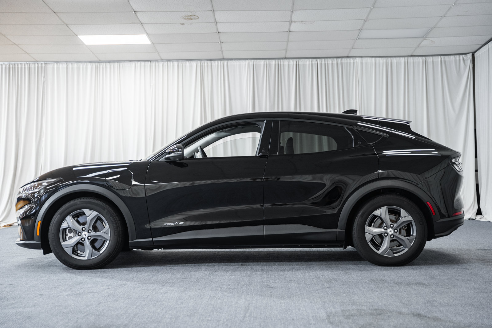 Used 2023 Ford Mustang Mach-E Select RWD image 4