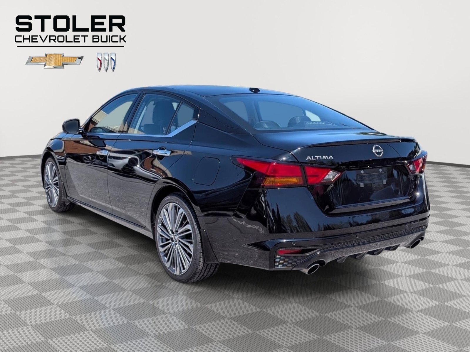 Used 2024 Nissan Altima 2.5 SL FWD image 3