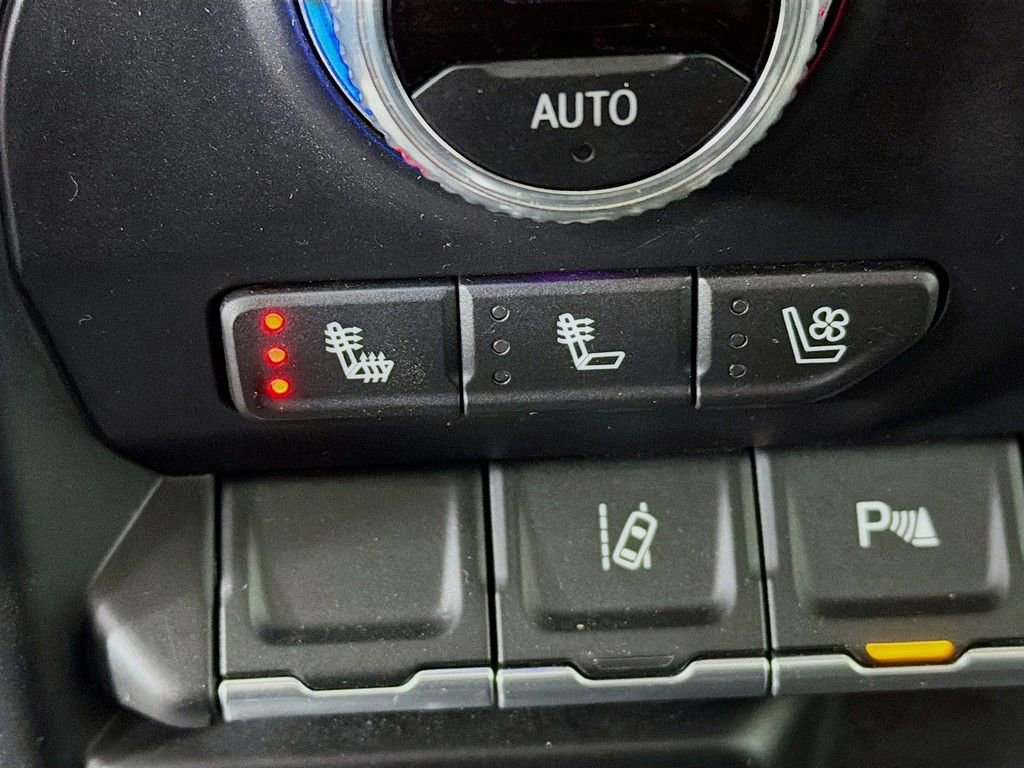 Used 2022 GMC Sierra 2500 AT4 w/ AT4 Premium Plus Package image 41