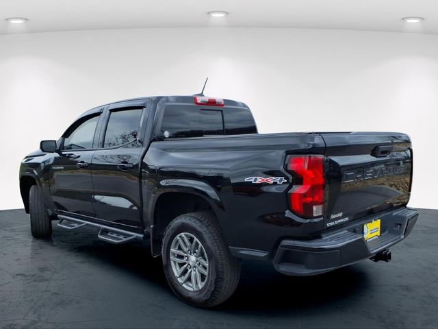 Used 2024 Chevrolet Colorado LT w/ LT Convenience Package II image 11