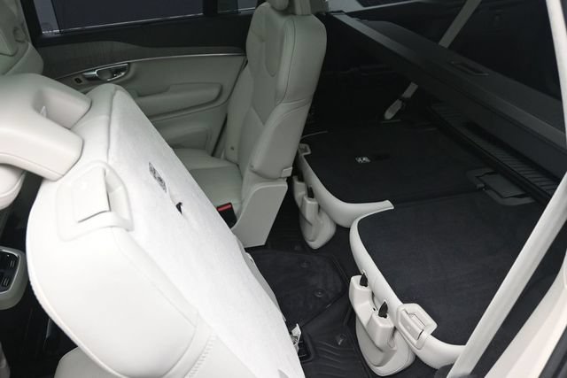 Certified 2023 Volvo XC90 B6 Ultimate w/ Protection Package Premier AWD/4WD image 26