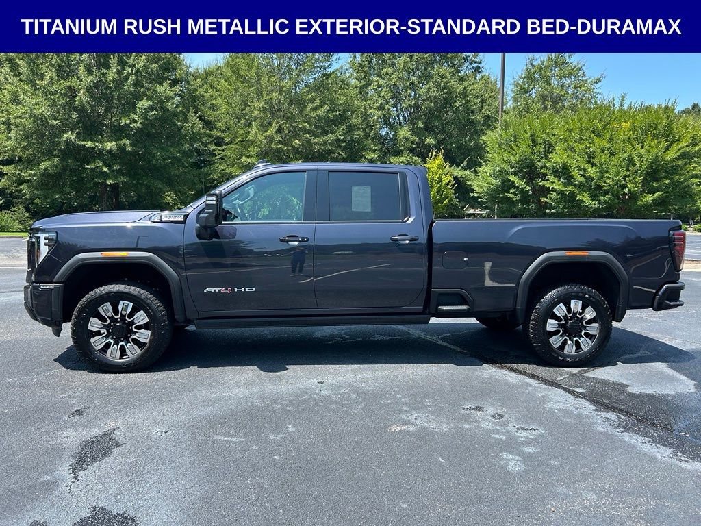 Used 2024 GMC Sierra 3500 AT4 w/ Technology Package AWD/4WD image 11