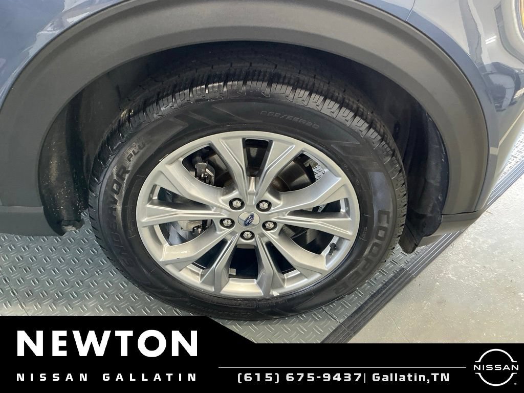 Used 2021 Ford Explorer Limited w/ Equipment Group 301A AWD/4WD image 55