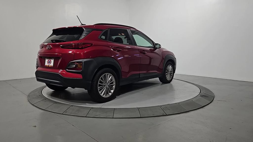 Used 2021 Hyundai Kona SEL w/ Cargo Package FWD image 5