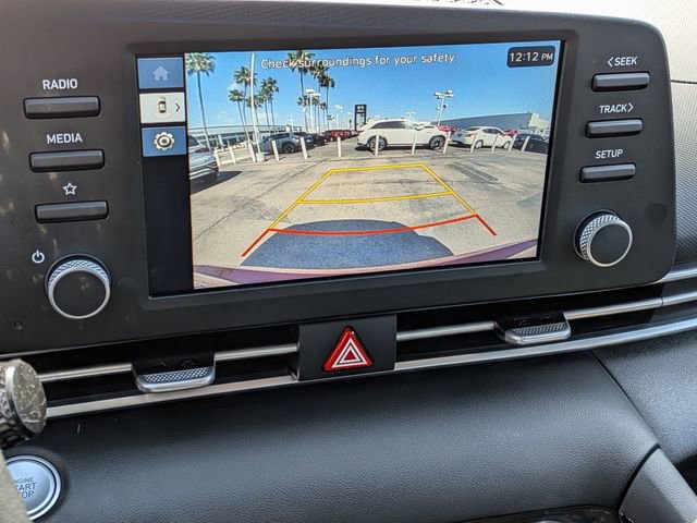 Used 2025 Hyundai Elantra Blue image 20