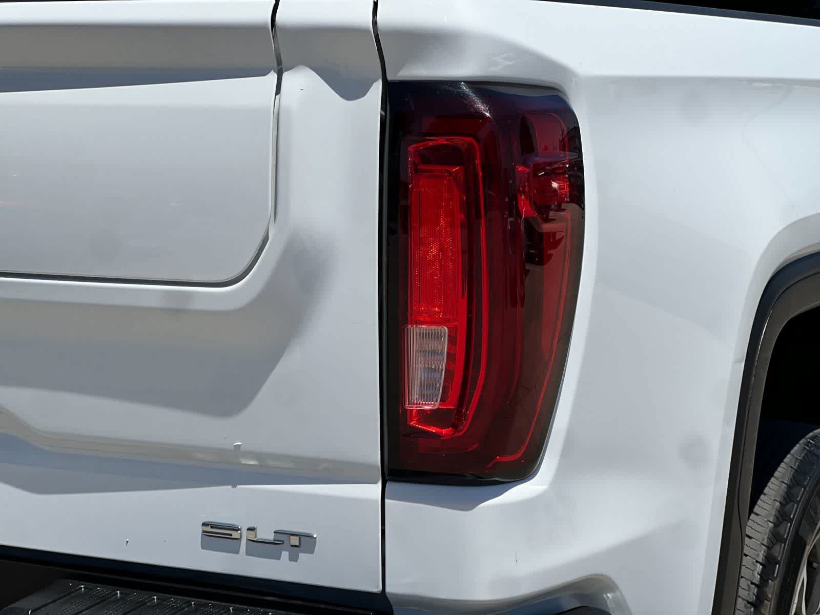 Used 2025 GMC Sierra 1500 SLT RWD image 28
