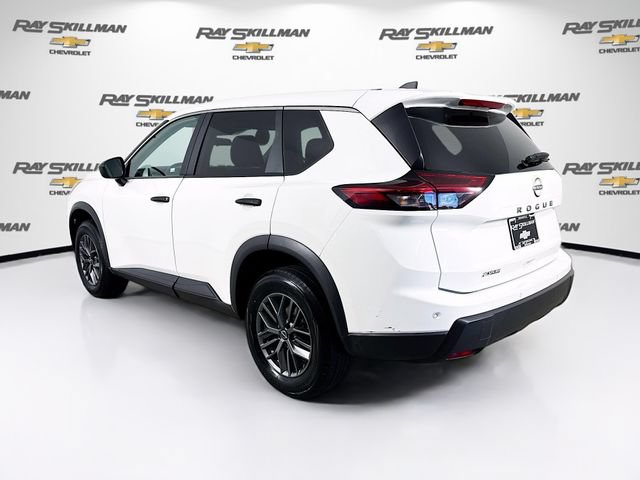 Used 2024 Nissan Rogue S FWD image 5