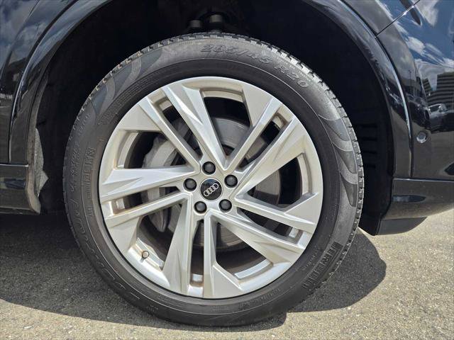 Certified 2023 Audi Q7 3.0T Premium w/ Convenience Package AWD/4WD image 9