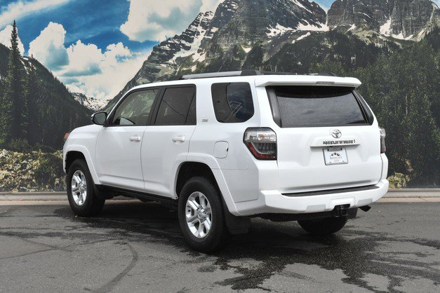 Certified 2024 Toyota 4Runner SR5 Premium w/ Moonroof Package AWD/4WD image 9