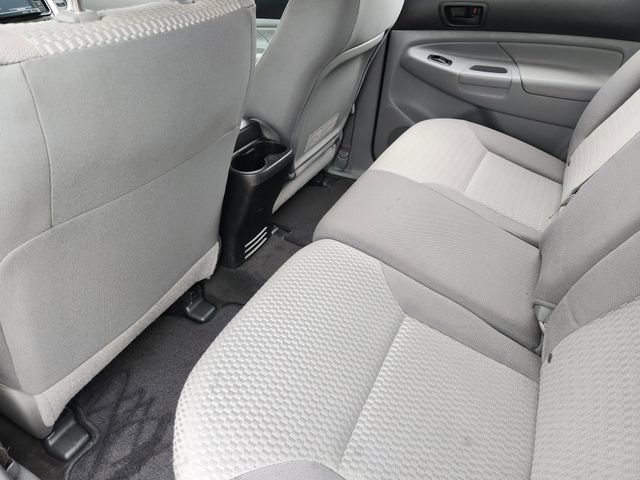 Used 2015 Toyota Tacoma 4x4 Double Cab w/ SR5 Package image 29