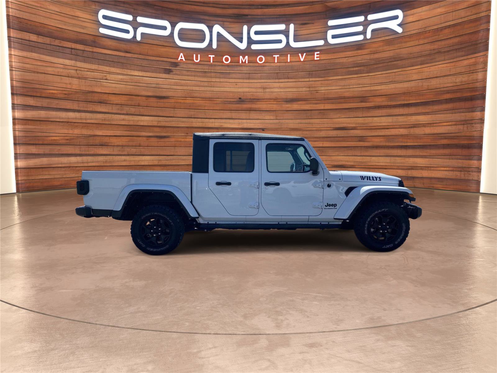 Used 2022 Jeep Gladiator Sport AWD/4WD image 8