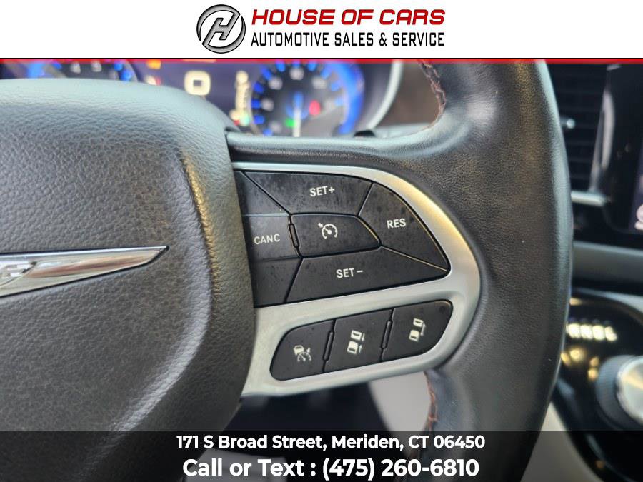 Used 2019 Chrysler Pacifica Touring-L w/ Advanced Safetytec Group image 29