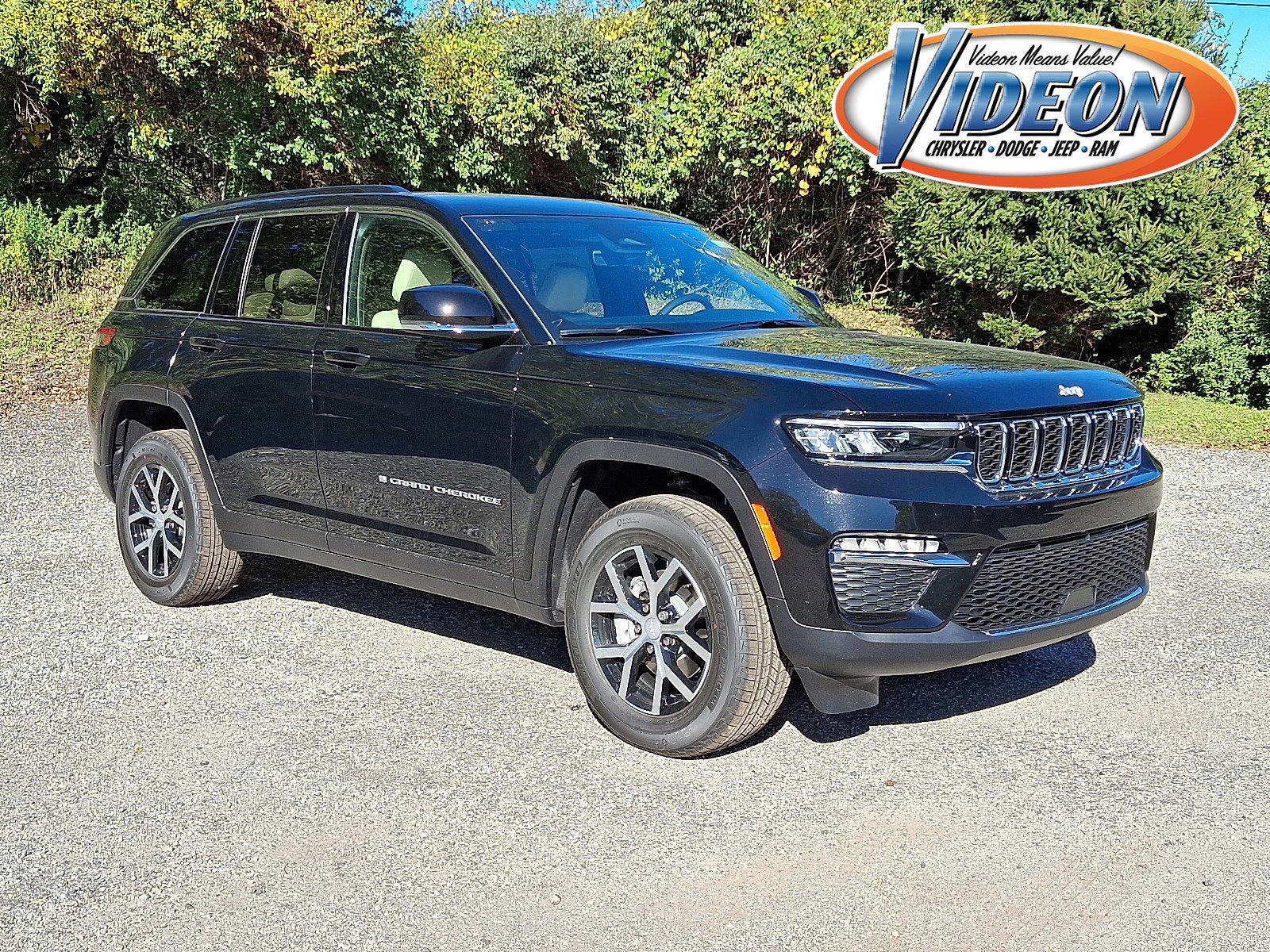 New 2025 Jeep Grand Cherokee Limited