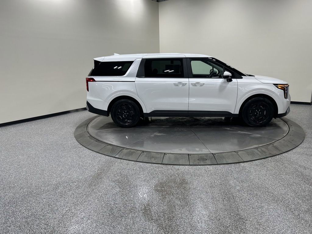 New 2026 Kia Carnival image 4